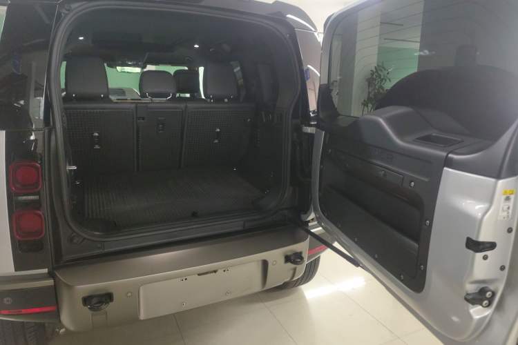 Used Land Rover Defender 2024 110 3.0T P400 X-DYNAMIC HSE