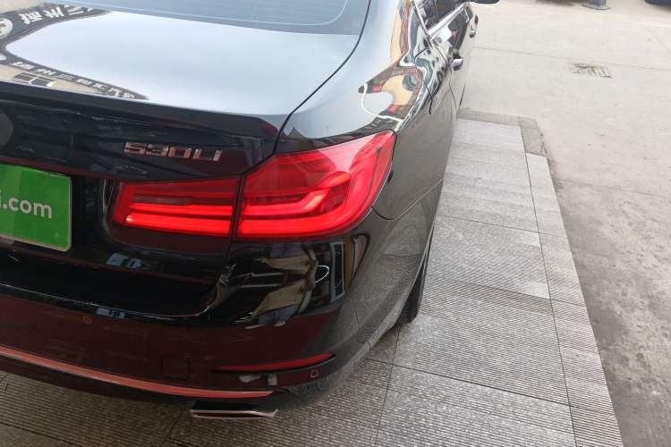 Used BMW 5 Series 2019 Updated 530Li xDrive Luxury Package