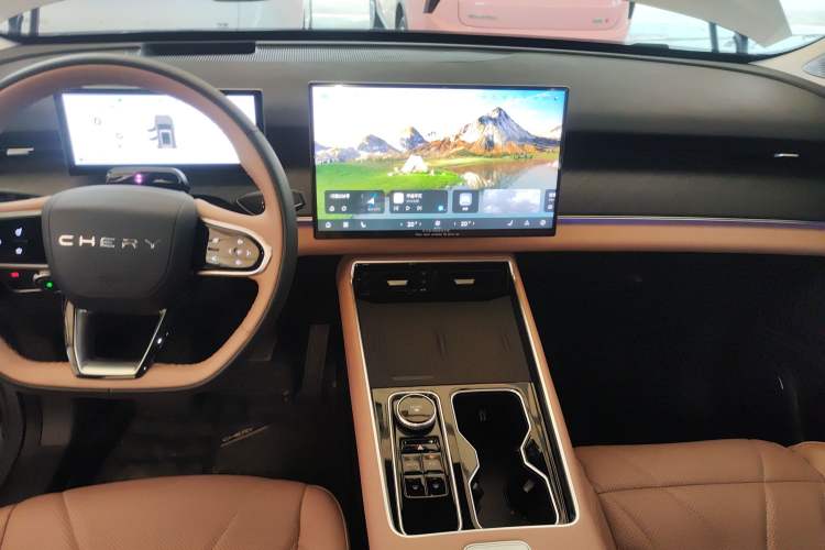 Used Chery Tiggo 8 L 2024 2.0T Two-Wheel Drive Prestige Version 5 Seats