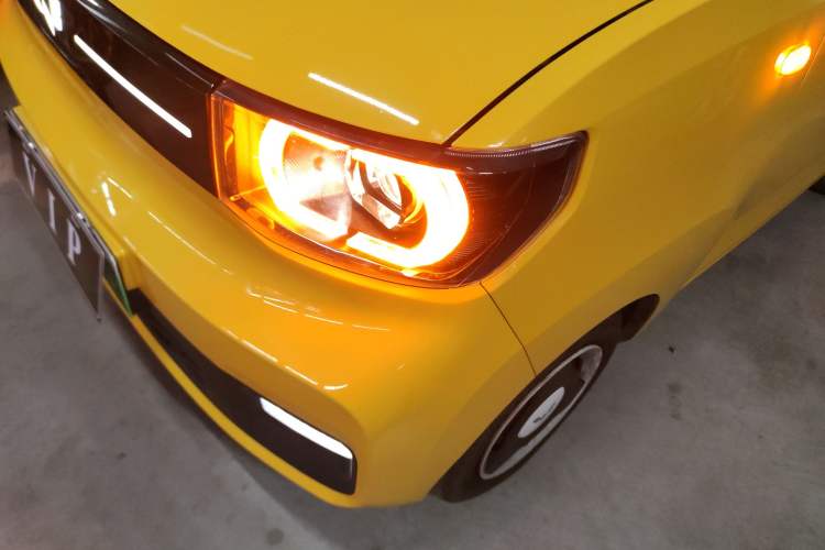 Used Wuling Hongguang MINIEV 2022 Macaron Premium Model – Lithium Iron Phosphate