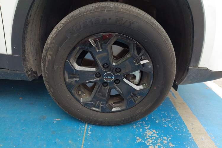 Used Radar King Kong 2025 430 km Two-Wheel Drive Standard Box – Lucky King Right Front Wheel Hub