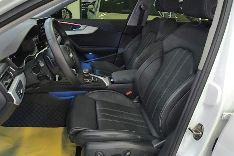 Used Audi A4L 2020 40 TFSI Fashion Dynamic Model