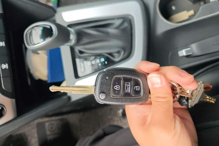 Used Hyundai Elantra (6th Generation / Lingdong) 2016 1.6L Automatic ZhiXuan – Elite Version Vehicle Key