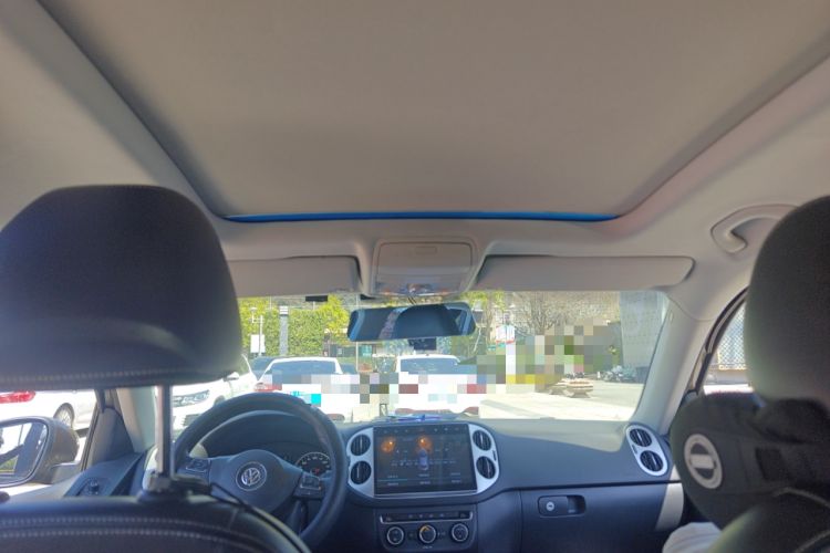 Used Volkswagen Tiguan 2016 300TSI Automatic All-Wheel Drive Fashion Vision Edition Headliner