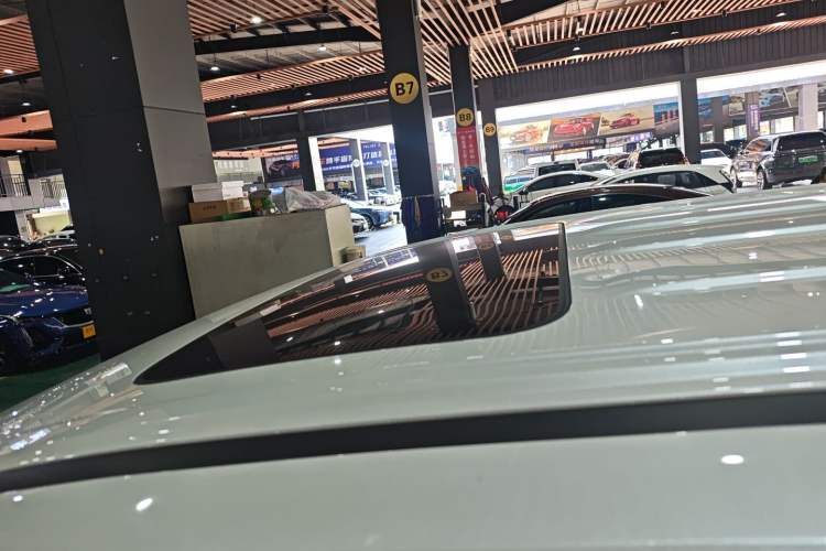 Used GAC Trumpchi M8 2024 Master Series 400T Prestige Edition
