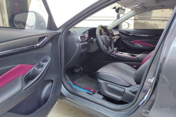 Used CHANGAN OSHAN X5 2021 1.5T DCT Prestige Edition
