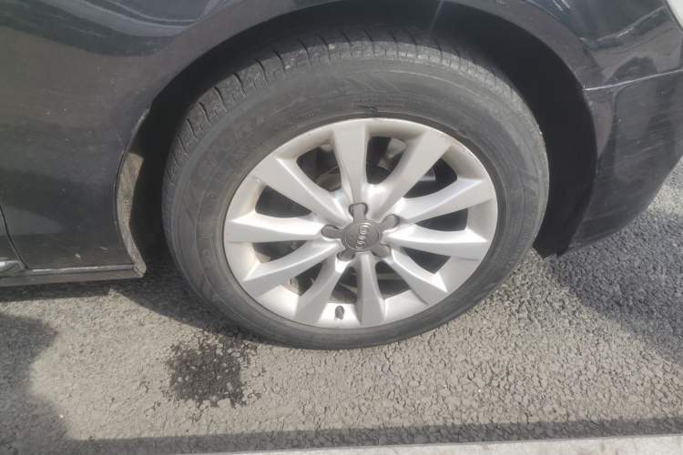 Used Audi A6L 2012 30 FSI Comfort Model
