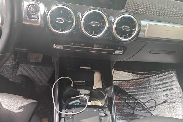 Used Mercedes-Benz GLB 2020 GLB 180 Dynamic Edition
