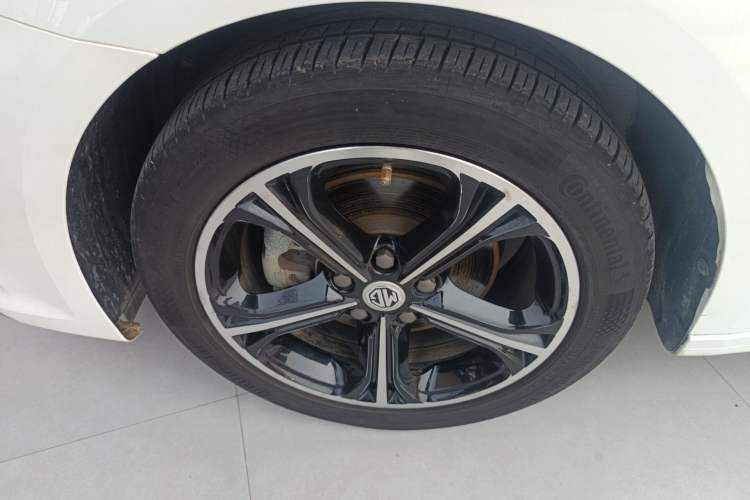 Used MG 6 2017 20T Automatic Luxury Smart Connect Version China V Standard Left Front Wheel Hub