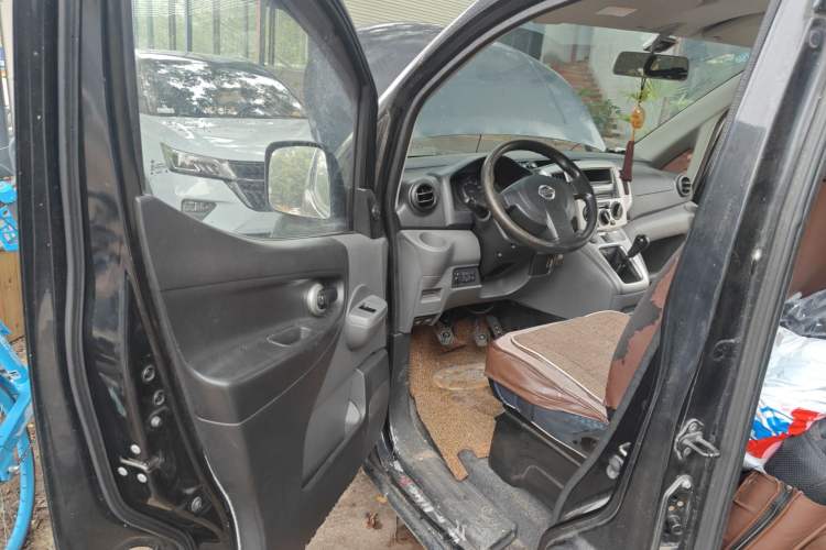 Used Nissan NV200 2013 1.6L Luxury Model China IV Standard Driver Seat