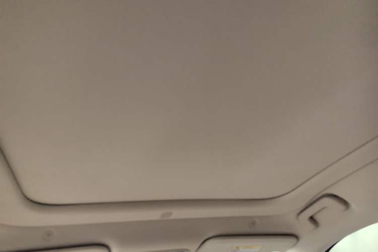 Used Hima AITO M5 2025 Extended-Range Ultra All-Wheel-Drive Version Headliner