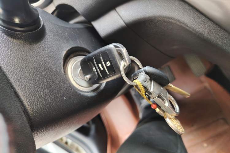 Used CHANGAN Eado 2015 1.6L Manual Junku Model China IV Standard
