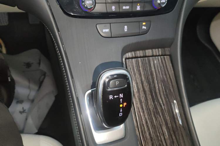 Used Buick LaCrosse 2019 28T Elite Edition