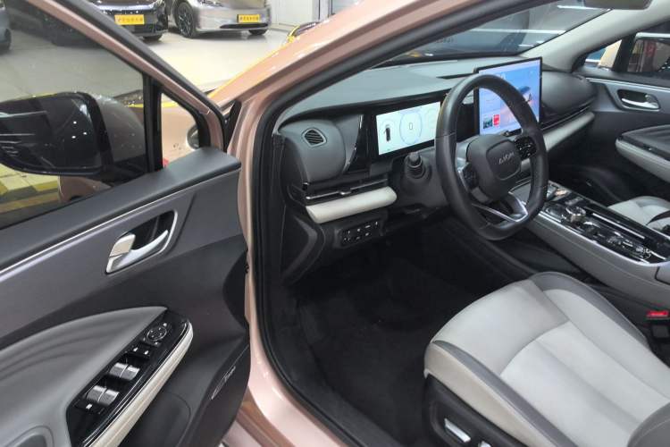 Used AION S Plus 2022 80 Tech Edition
