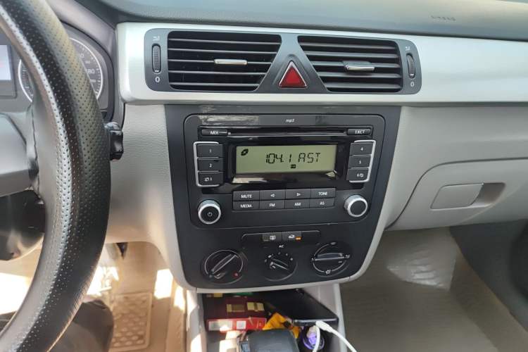 Used Volkswagen Bora 2012 1.6L Automatic Fashion Edition
