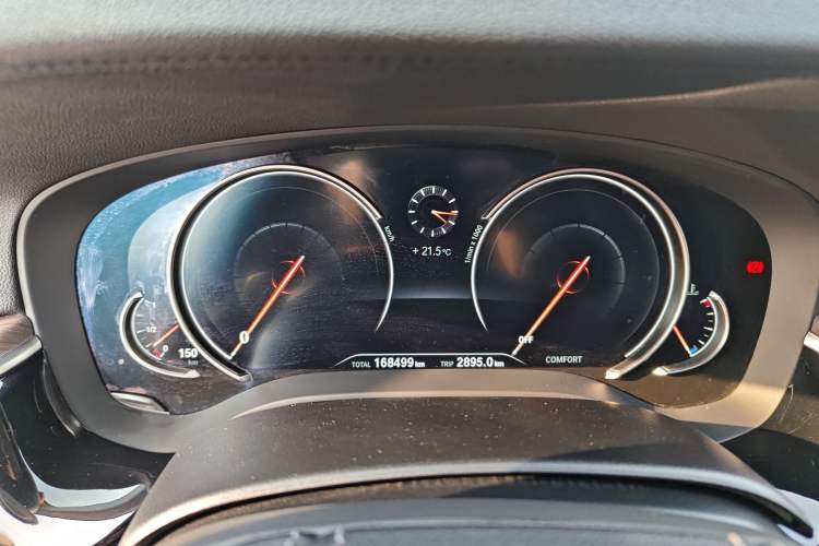 Used BMW 5 Series 2018 Facelifted 530Li Luxury Edition Premium Package
