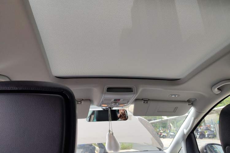 Used Volkswagen Sharan 2014 2.0 TSI Comfort Model
