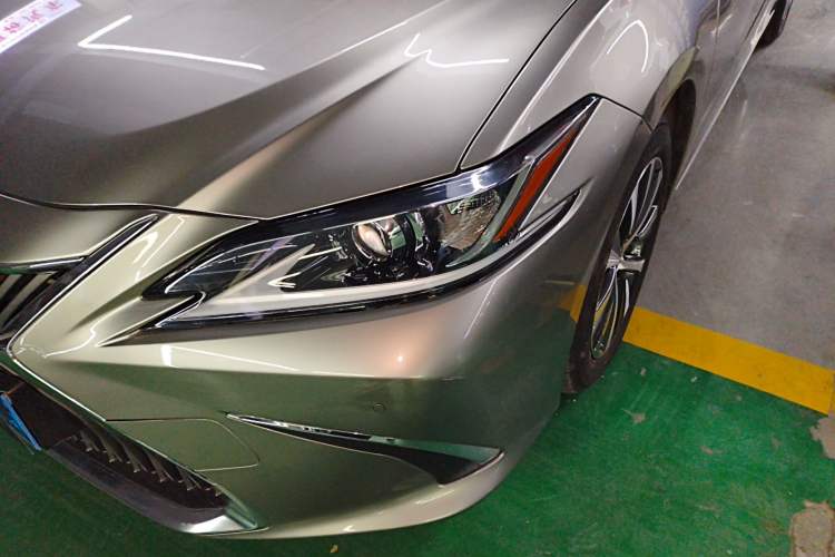 Used Lexus ES 2018 200 Excellence Edition China V Standard
