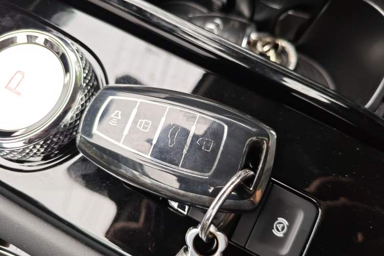 Used Haval H6 2024 1.5T Two-Wheel-Drive Classic Edition