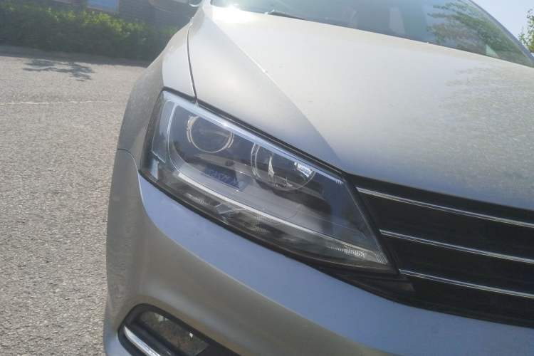 Used Volkswagen Sagitar 2015 230TSI Automatic Comfort Version
