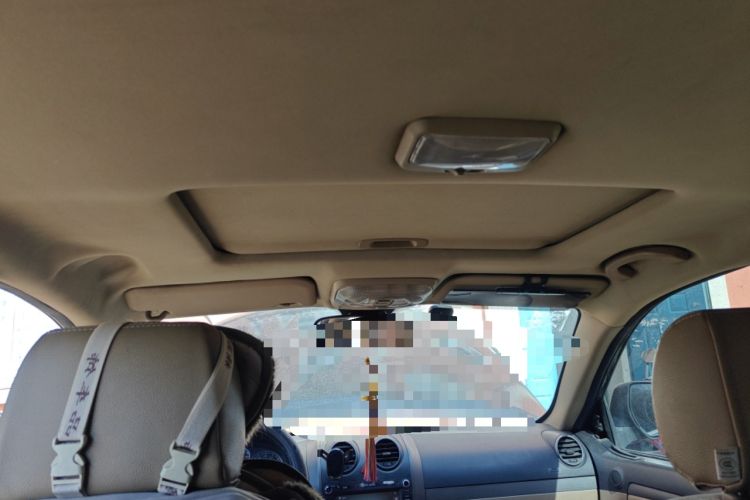 Used Haval H5 Classic 2012 European-style 2.0L Two-Wheel Drive Elite Model Headliner