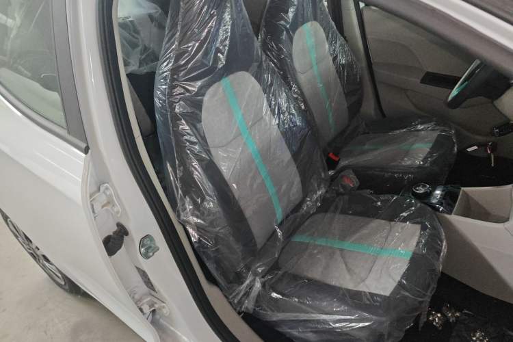 Used JMEV Xiao Qilin 2026 Model PLUS+ Comfort Version Right Front Seat