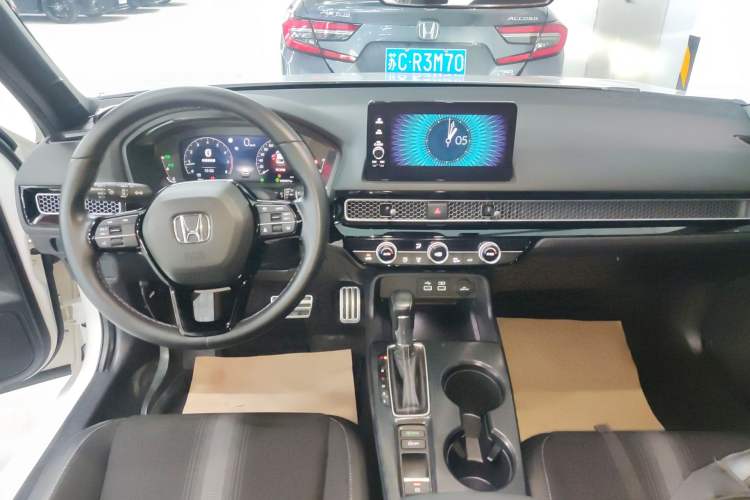 Used Honda Civic 2022 240TURBO CVT Dynamic Edition
