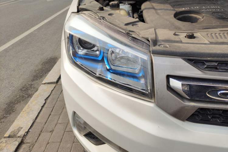 Used Changan CS75 2014 2.0L Manual Luxury Version China IV Standard