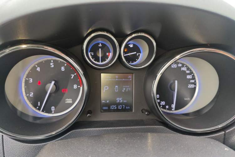 Used CHANGAN CS35 2016 1.6L Automatic Luxury Model China V Standard