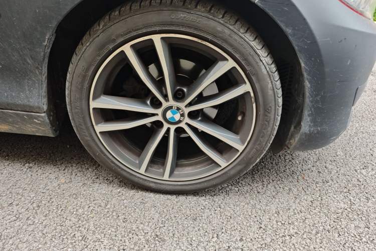 Used BMW 2 Series 2018 220i Sport Design Package
