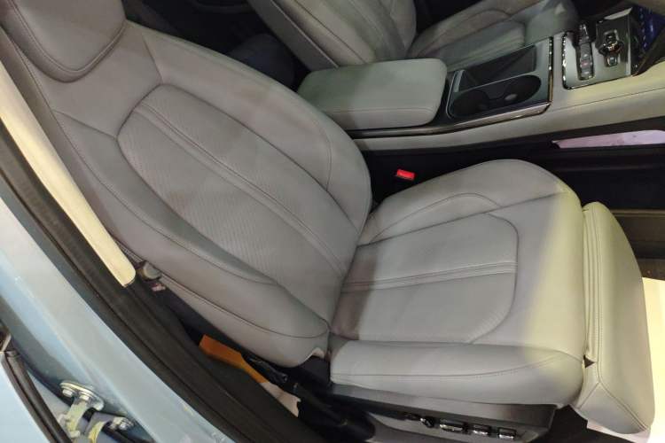 Used Nio ES6 2020 610 km Performance Version Right Front Seat