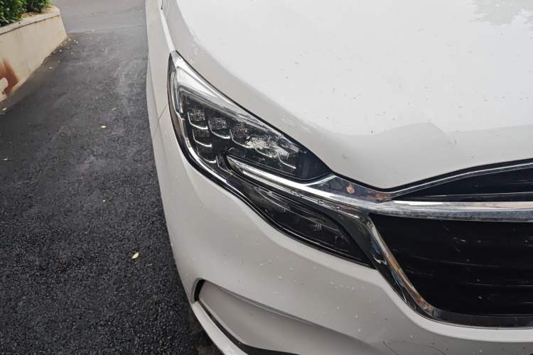 Used Buick GL8 2020 ES Land Cruiser 653T Comfort Edition
