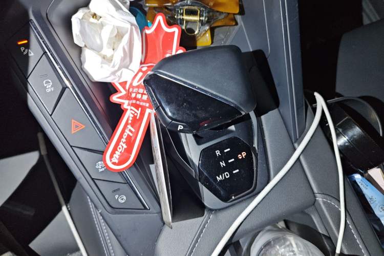 Used Lynk & Co 06 2021 1.5T Shero Pink Special Edition
