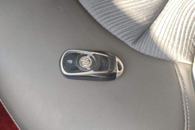 Used Buick Envision 2016 20T Two-Wheel Drive Leading Version