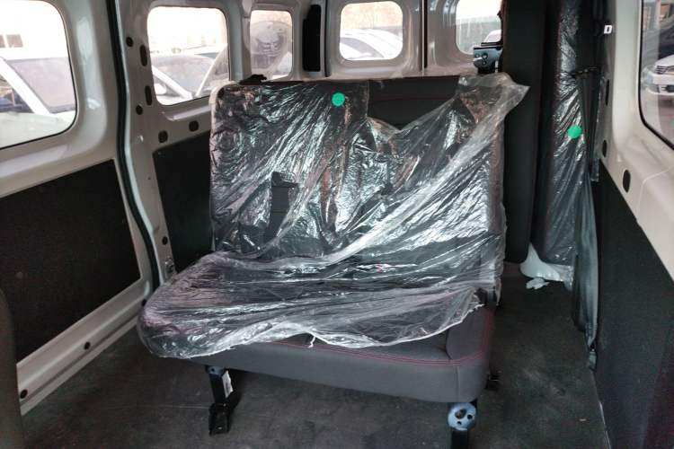 Used Yufeng Yufeng Gold Warehouse 2025 Model Value Edition, 42.3 kWh
