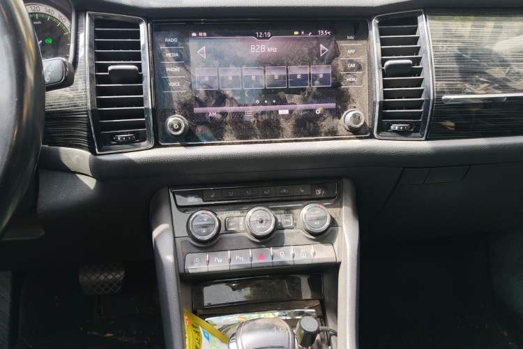 Used Skoda Kodiaq 2018 TSI380 7-Seater Four-Wheel-Drive Flagship Edition Audio And AC Panel