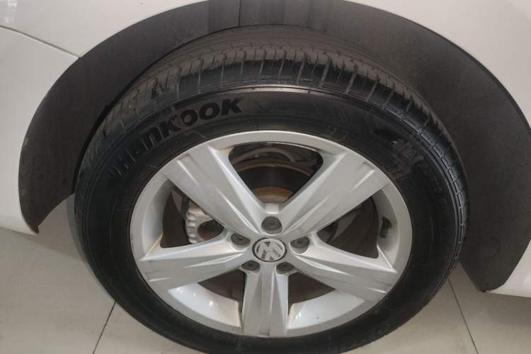 Used Volkswagen Lavida 2017 1.6L Automatic Fashion Edition
