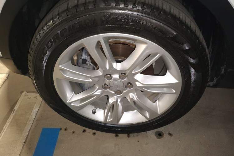 Used Land Rover Range Rover Evoque 2017 2.0T SE PLUS Smart Enjoyment Edition