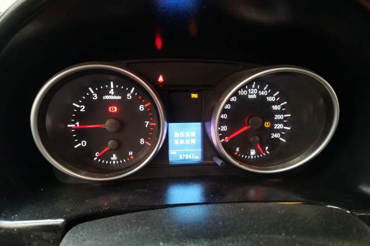 Used Haval H6 2014 Upgraded Model 1.5T Manual Two-Wheel Drive Elite Version