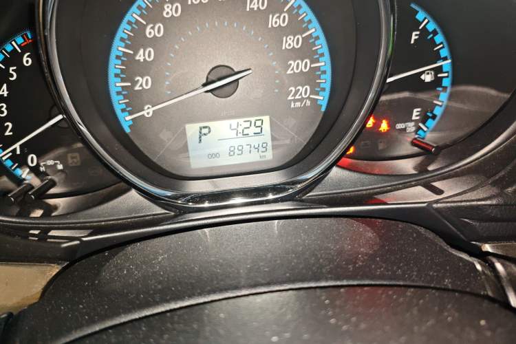 Used Toyota YARiS L Zhi Xuan 2016 Revised 1.5E CVT Charming Edition Odometer Close Up