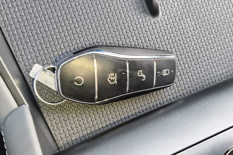 Used BYD Qin L 2024 DM-i 120KM Leading Model
