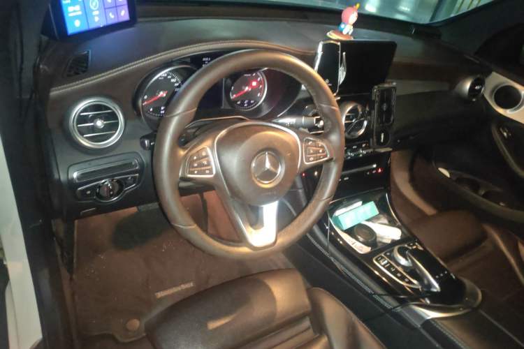 Used Mercedes-Benz GLC 2016 GLC 200 4MATIC Center Console