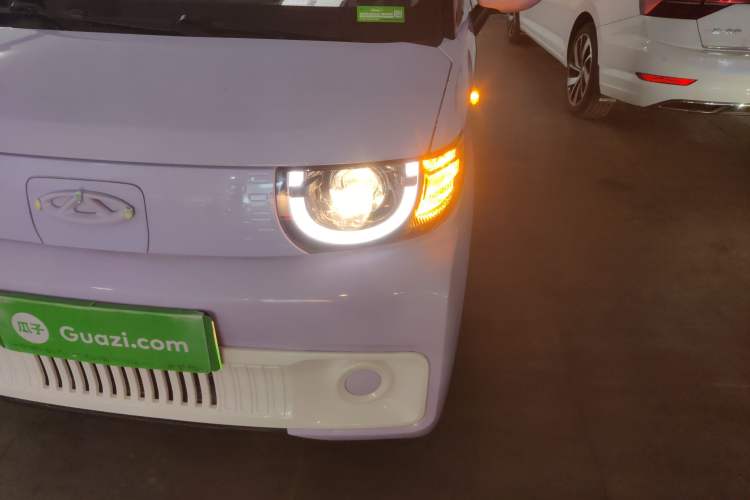 Used Chery QQ Ice Cream 2022 170km Sundae Phosphate Lithium-Ion Left Front Headlight