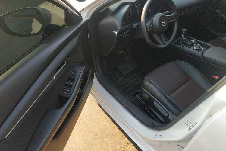 Used Mazda Mazda 3 Axela 2023 1.5L Automatic Zhiyue Edition
