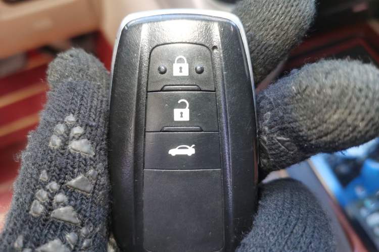 Used Toyota Land Cruiser 2016 4.0L Gasoline 8-Seater Middle East Version
