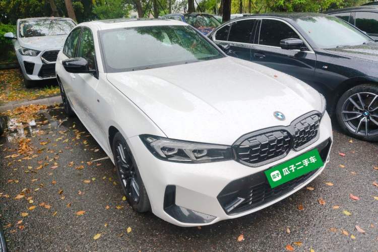 Used BMW 3 Series 2023 325i M Sport Night Edition Package Front Right 45 Deg