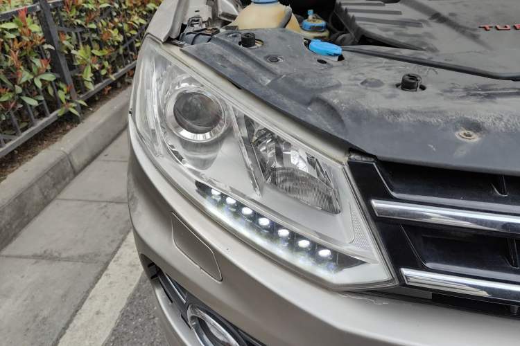 Used Zotye T600 2015 2.0T DCT Prestige Edition