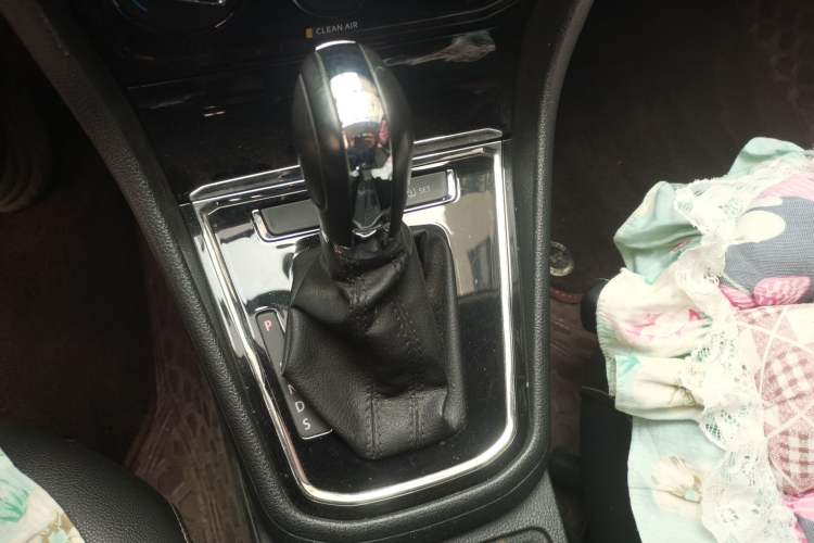 Used Volkswagen Bora 2017 1.6L Automatic Comfort Model
