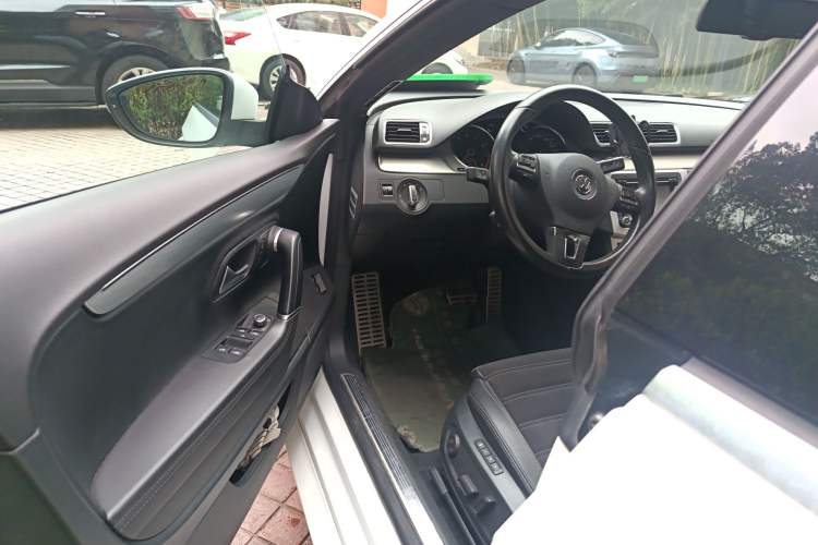 Used Volkswagen FAW-Volkswagen CC 2016 1.8TSI Luxury Model
