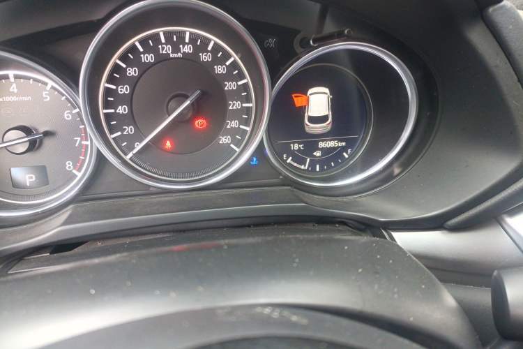 Used Mazda CX-5 2021 2.0L Automatic Two-Wheel Drive Smart Version Odometer Close Up